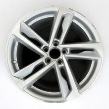 Load image into Gallery viewer, 1x Alufelge 17 Zoll 7.5&quot; 5x100 82A601025422 Audi Rim Wheel