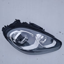 Load image into Gallery viewer, Frontscheinwerfer Porsche Cayenne 7P5941752F Xenon Rechts Scheinwerfer Headlight SCH5602013659fi