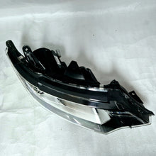 Load image into Gallery viewer, Frontscheinwerfer Mitsubishi Outlander III 8301C8-64 Full LED Rechts Headlight