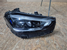 Laden Sie das Bild in den Galerie-Viewer, Frontscheinwerfer Mercedes-Benz W206 A2069063003 Rechts Scheinwerfer Headlight SCH3069881678gf