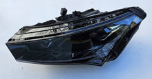 Laden Sie das Bild in den Galerie-Viewer, Frontscheinwerfer Skoda Enyaq 5LB941016A 5LB941015A Full LED Rechts oder Links