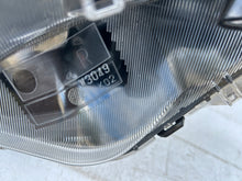 Load image into Gallery viewer, Frontscheinwerfer Toyota W3049 LED Rechts Scheinwerfer Headlight SCH2571057681bt