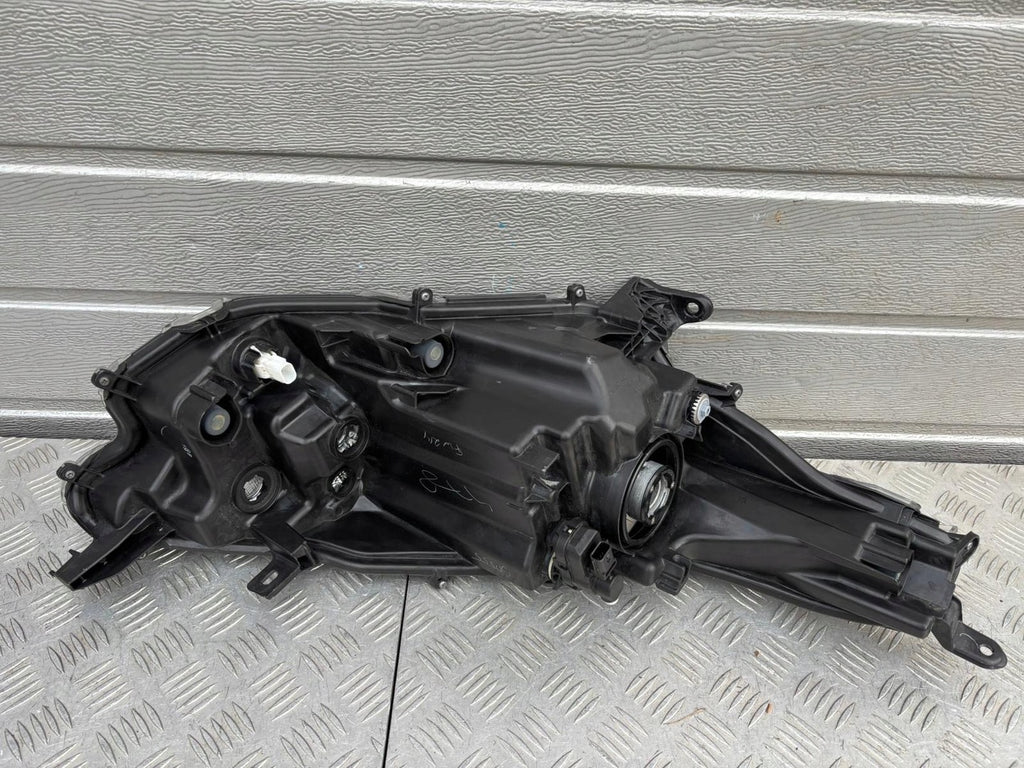 Frontscheinwerfer Toyota Yaris Links Scheinwerfer Headlight SCH2059269561ks