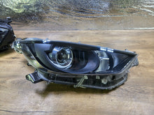 Laden Sie das Bild in den Galerie-Viewer, Frontscheinwerfer Toyota 4 Yaris K0-6EU Rechts Scheinwerfer Headlight SCH6214689354dx