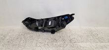 Laden Sie das Bild in den Galerie-Viewer, Frontscheinwerfer Hyundai Tucson 92102-D7700 LED Rechts Scheinwerfer Headlight