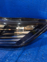 Laden Sie das Bild in den Galerie-Viewer, Frontscheinwerfer Renault Trafic 260601790R Full LED Links Headlight SCH6105844002ar