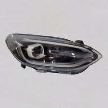 Laden Sie das Bild in den Galerie-Viewer, Frontscheinwerfer Ford Fiesta N1BB-13E016-AF LED Rechts Scheinwerfer Headlight