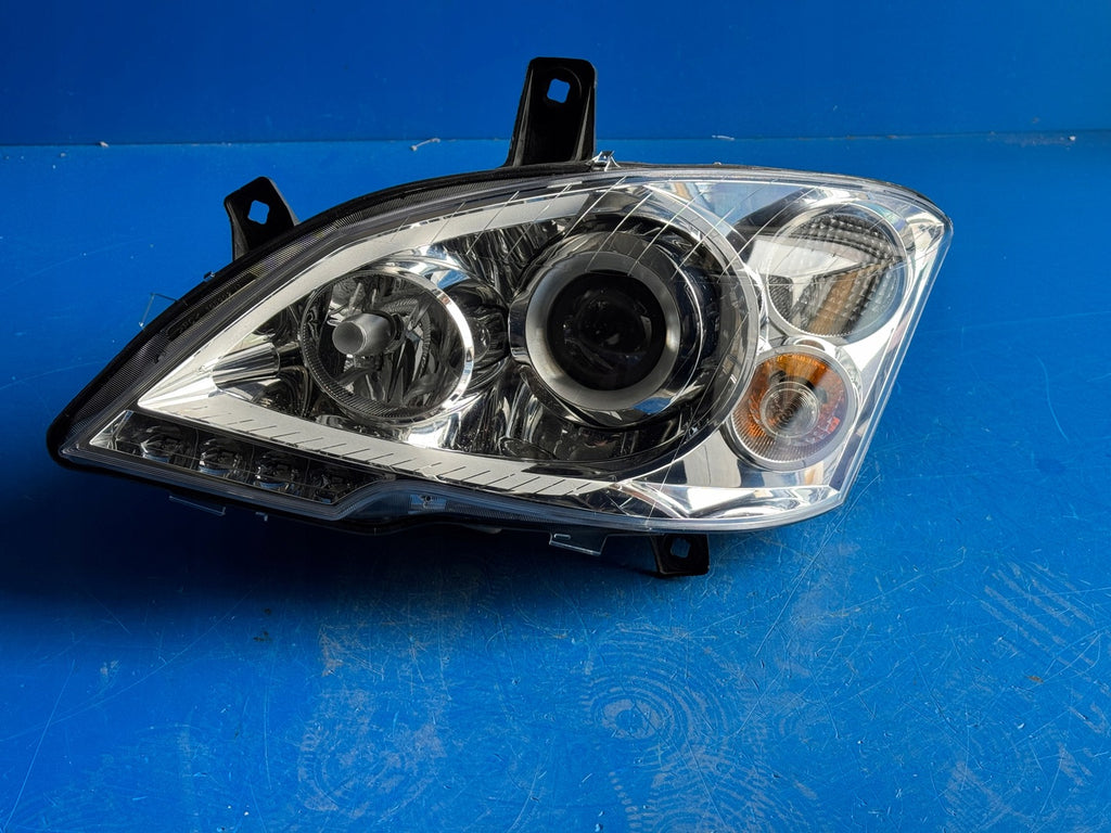 Frontscheinwerfer Mercedes-Benz Vito A6398202861 Xenon Links Headlight SCH2247506637fa