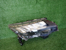 Laden Sie das Bild in den Galerie-Viewer, Frontscheinwerfer Mitsubishi Asx 8301D482 Full LED Rechts Scheinwerfer Headlight