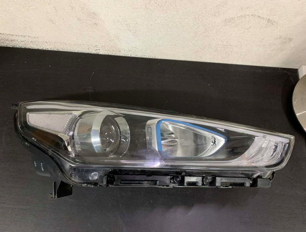 Frontscheinwerfer Hyundai Ioniq Rechts Scheinwerfer Headlight SCH6057082965jb