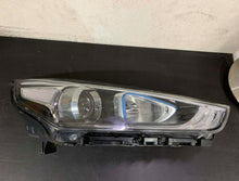 Laden Sie das Bild in den Galerie-Viewer, Frontscheinwerfer Hyundai Ioniq Rechts Scheinwerfer Headlight SCH6057082965jb