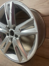 Laden Sie das Bild in den Galerie-Viewer, 1x Alufelge 18 Zoll 7.0" 5x112 575601025G Seat Ateca Kh7 Rim Wheel FEL8317763942qb