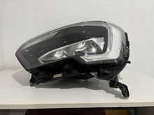Laden Sie das Bild in den Galerie-Viewer, Frontscheinwerfer Renault Master III 260607867R LED Links Scheinwerfer Headlight SCH6557873037ym
