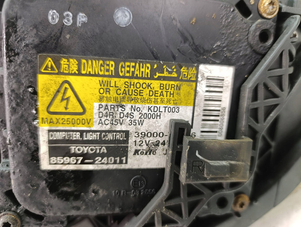 Frontscheinwerfer Toyota Avensis 3900078496 Rechts Scheinwerfer Headlight SCH3414835387ic