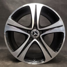 Load image into Gallery viewer, 4x Alufelge 18 Zoll 8.0" 5x112 43ET Glanz Silber A2134011400 Mercedes-Benz W213 FEL3789708026et