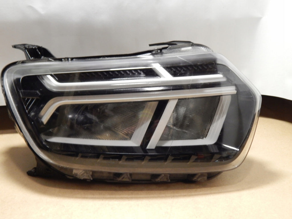 Frontscheinwerfer Dacia Duster 260106194R Rechts Scheinwerfer Headlight SCH3614624349sx