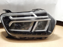 Laden Sie das Bild in den Galerie-Viewer, Frontscheinwerfer Dacia Duster 260106194R Rechts Scheinwerfer Headlight SCH3614624349sx