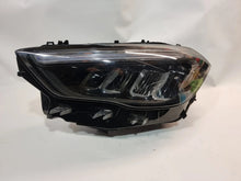 Laden Sie das Bild in den Galerie-Viewer, Frontscheinwerfer Mercedes-Benz W247 Links Scheinwerfer Headlight SCH6655192612sb
