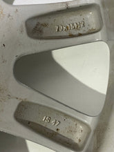 Load image into Gallery viewer, 1x Alufelge 15 Zoll 7.0" 5x120 47ET Glanz Silber 1094480 BMW E36 Rim Wheel FEL5940358604pf