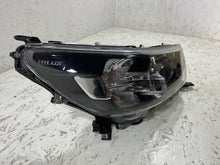 Load image into Gallery viewer, Frontscheinwerfer Toyota Hilux VIII 81110-0KK60 Rechts Scheinwerfer Headlight SCH9686848390lr