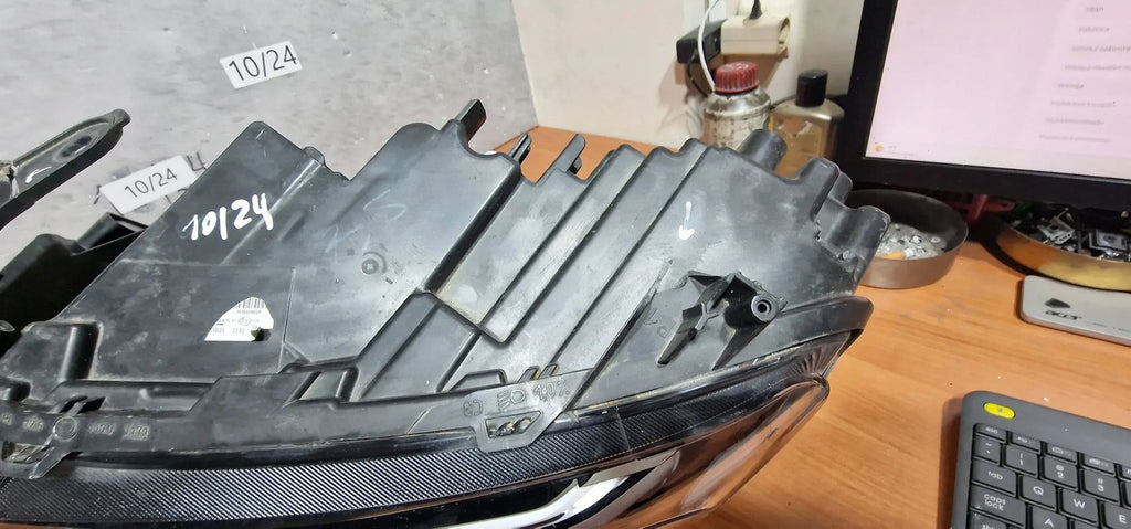 Frontscheinwerfer Dacia Duster MIA12858 Links Scheinwerfer Headlight