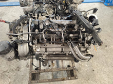 Load image into Gallery viewer, Motor Mercedes-Benz W221 642930 3.0 CDI 235PS 190TKm 2008 Diesel Unkomplett MOT1046623255fb