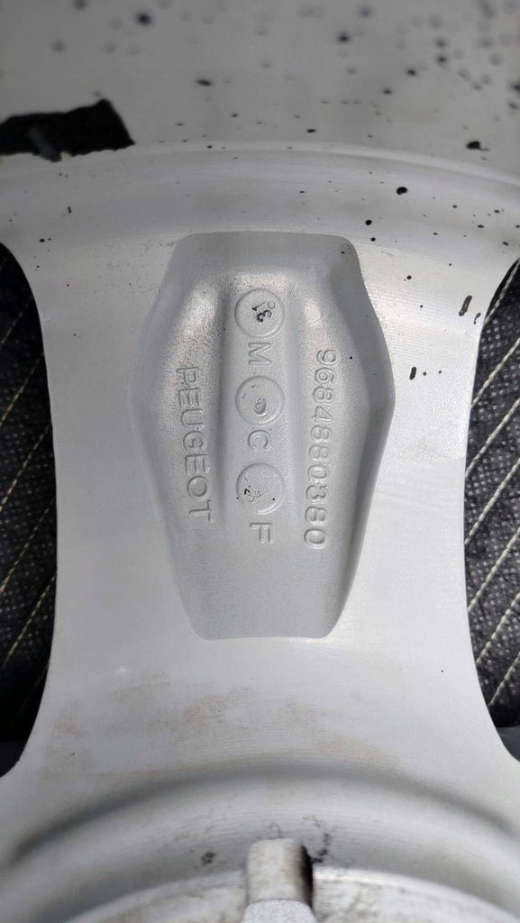 1x Alufelge 16 Zoll 7.0" 4x108 32ET Glanz Silber 9684880380 Peugeot 3008 FEL4441679413vm