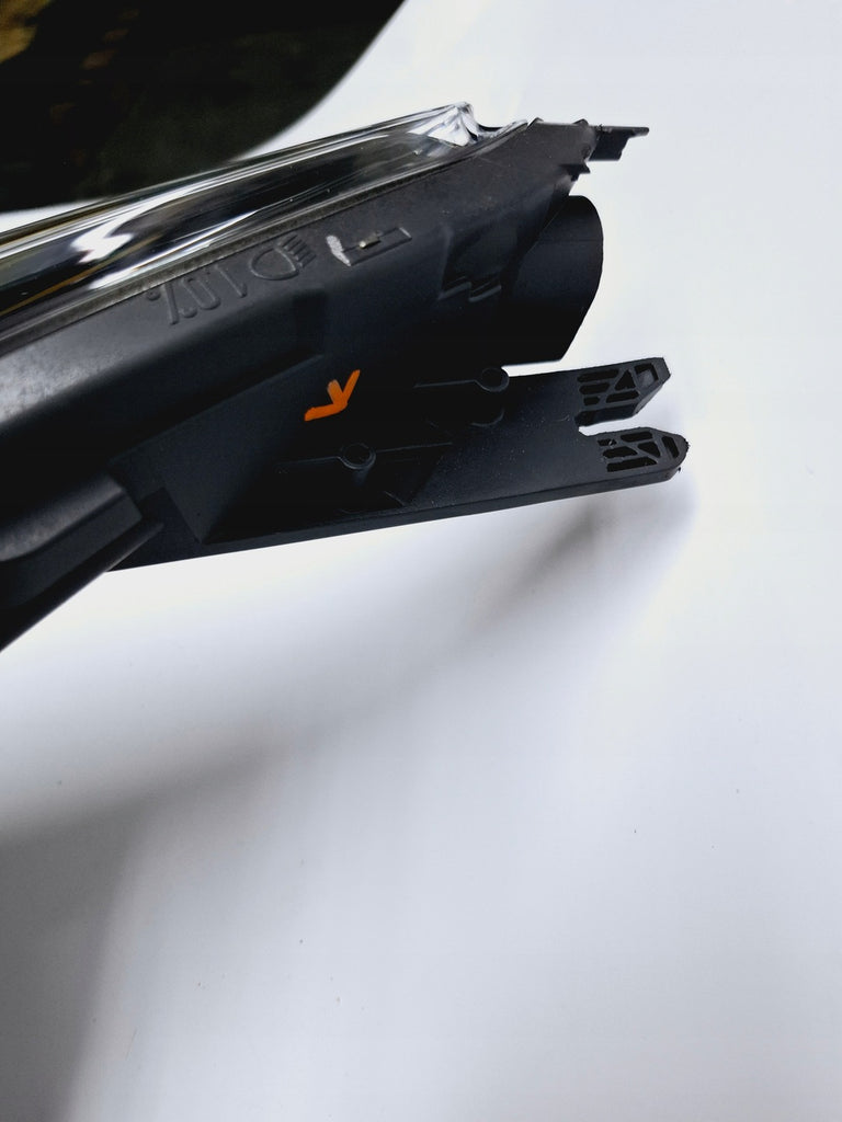 Frontscheinwerfer Renault Zoe 260109891R Rechts Scheinwerfer Headlight SCH5797851619hj