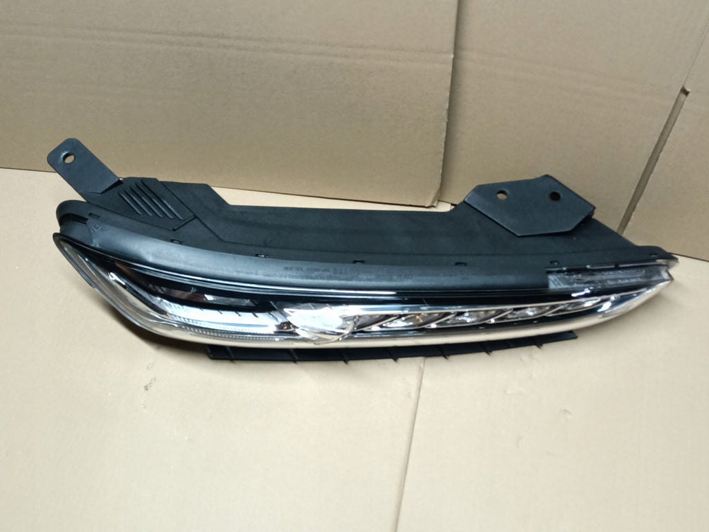 Frontscheinwerfer Hyundai Kona LED Rechts Scheinwerfer Headlight SCH6154451040ax