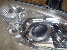 Laden Sie das Bild in den Galerie-Viewer, Frontscheinwerfer Mercedes-Benz Vito A6398202961 A6398203061 Xenon Ein Satz SCH7260464447cx