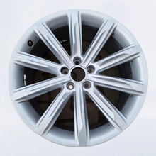 Load image into Gallery viewer, 1x Alufelge 19 Zoll 8.5&quot; 5x112 32ET Glanz 4G8601025B Audi Rim Wheel