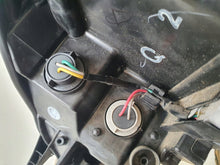 Load image into Gallery viewer, Frontscheinwerfer Toyota Yaris Rechts Scheinwerfer Headlight