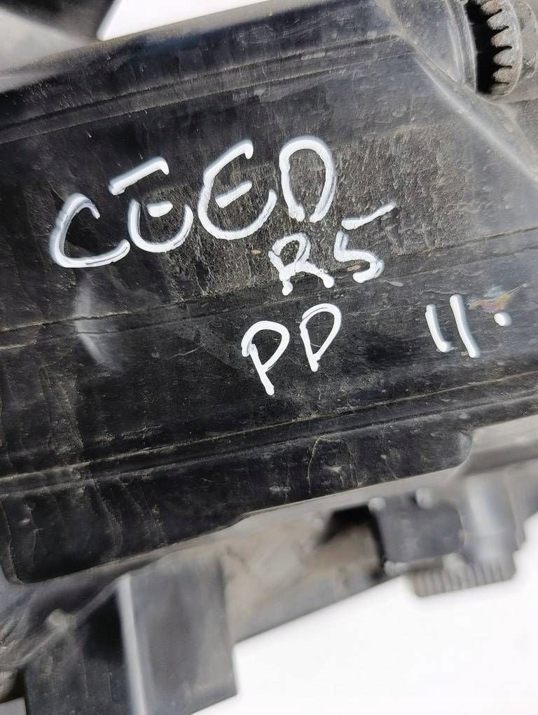Frontscheinwerfer Kia Ceed 92102-A2250 Rechts Scheinwerfer Headlight SCH1651423653ed