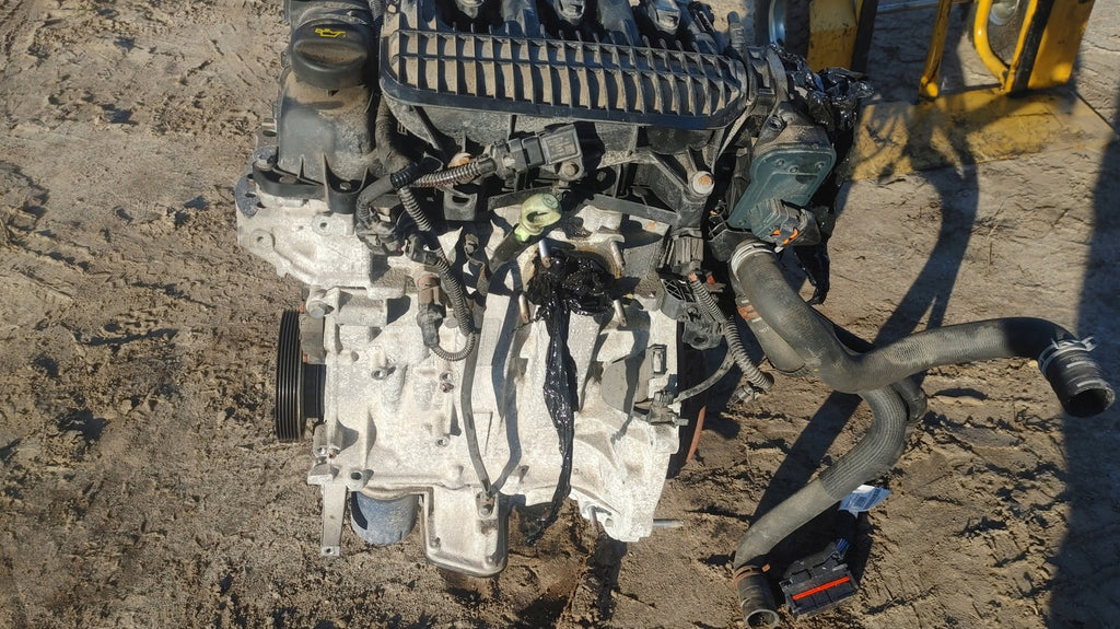 Motor Peugeot 2008 I HM05 1.2 VTI Benzin Engine Unkomplett