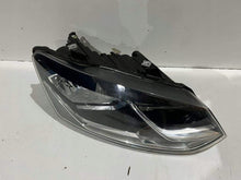 Laden Sie das Bild in den Galerie-Viewer, Frontscheinwerfer VW Polo 6c1 6C1941006 1EB012034-02 Rechts Headlight