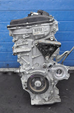 Load image into Gallery viewer, Motor Toyota Prius 2ZR-FXE 1.8 123PS 90kW 43TKm 2018 Benzin Engine Unkomplett