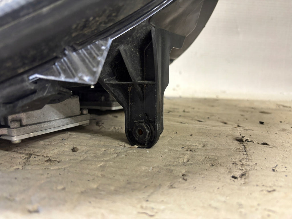 Frontscheinwerfer Mercedes-Benz W211 Links Scheinwerfer Headlight SCH5251975394cr