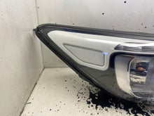 Load image into Gallery viewer, Frontscheinwerfer Kia Soul II Rechts Scheinwerfer Headlight SCH1402517519tc
