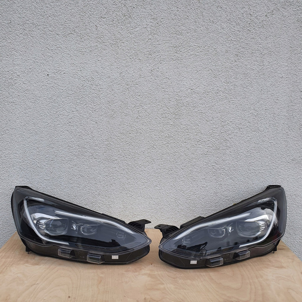 Frontscheinwerfer Ford Focus JX7B-13E016-AJ LED Ein Stück (Rechts oder Links)