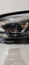 Laden Sie das Bild in den Galerie-Viewer, Frontscheinwerfer Mercedes-Benz W206 A2069068104 LED Links Headlight SCH6377603250qi