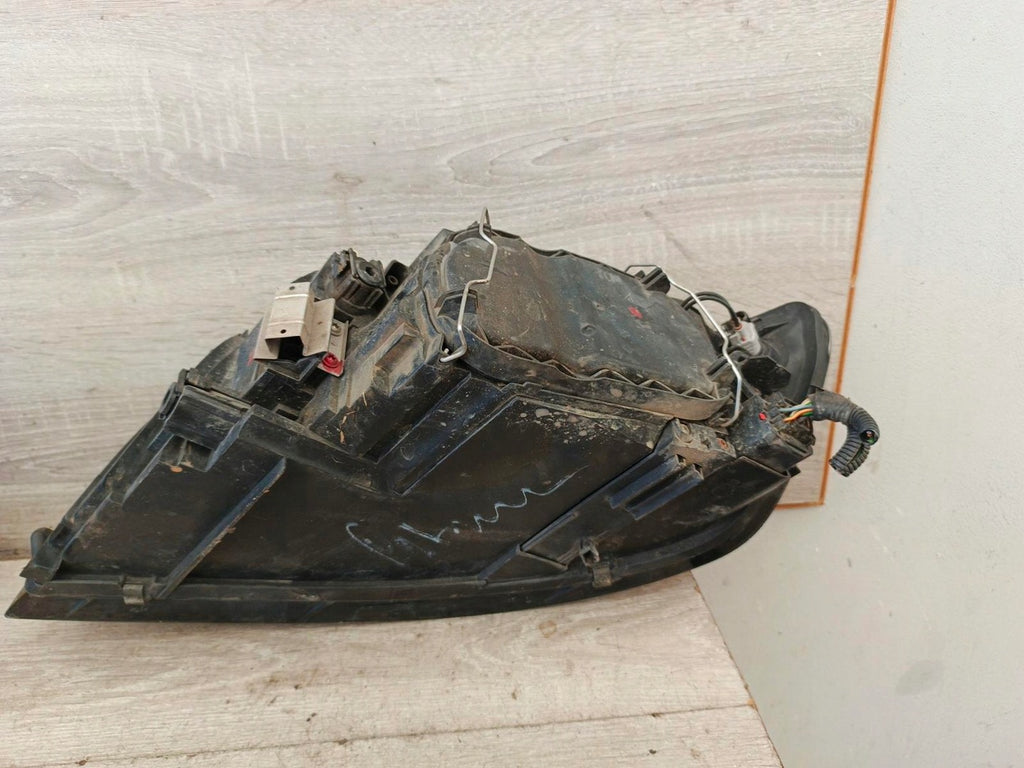 Frontscheinwerfer Volvo S40 V50 30678917 Xenon Rechts Scheinwerfer Headlight SCH6377368045nn