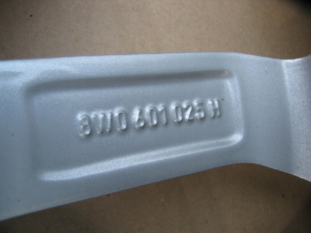 1x Alufelge 18 Zoll 8.0" 5x112 8W0601025H Audi A4 B9 Rim Wheel FEL4764573741pm