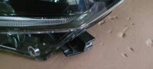 Laden Sie das Bild in den Galerie-Viewer, Frontscheinwerfer Toyota C-Hr Chr 81150-F4170 Links Scheinwerfer Headlight SCH8973076742qe