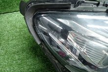 Laden Sie das Bild in den Galerie-Viewer, Frontscheinwerfer Mercedes-Benz W213 A2139068808 Rechts Scheinwerfer Headlight SCH4668990903rb