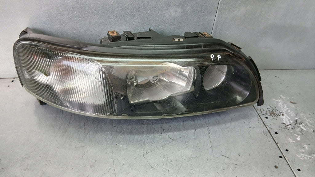 Frontscheinwerfer Volvo V70 II 89008798 Xenon Rechts Scheinwerfer Headlight SCH6166127605dh