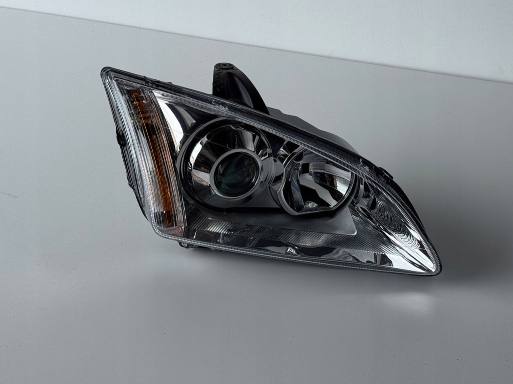 Frontscheinwerfer Ford Focus 4M51-13099-ED Xenon Rechts Scheinwerfer Headlight SCH7673370382xr