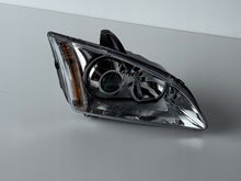 Load image into Gallery viewer, Frontscheinwerfer Ford Focus 4M51-13099-ED Xenon Rechts Scheinwerfer Headlight SCH7673370382xr
