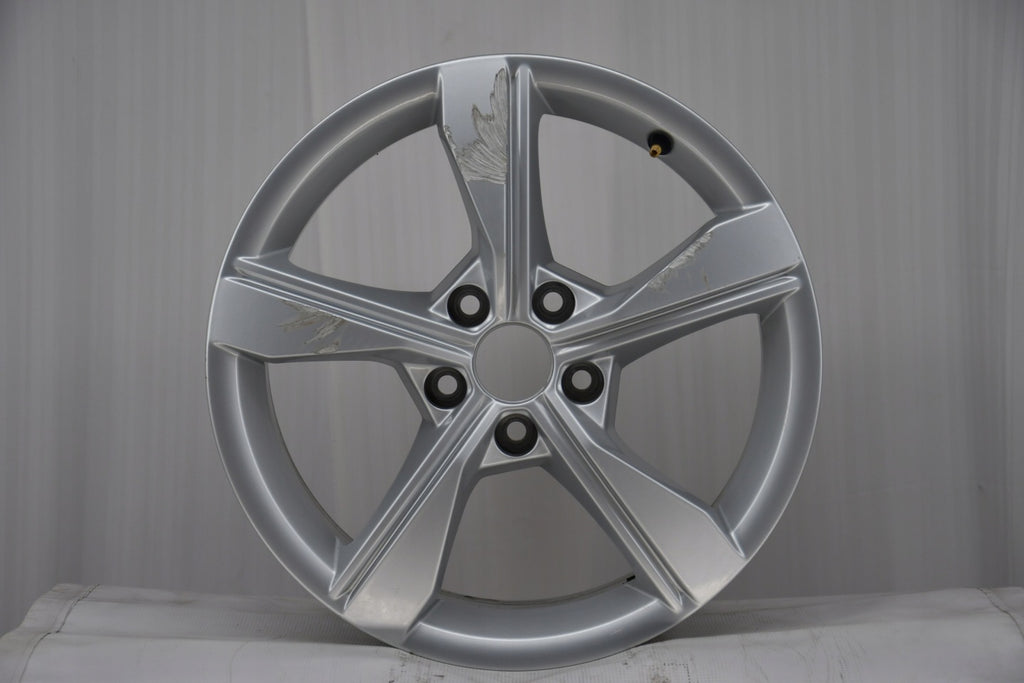 1x Alufelge 17 Zoll 7.5" 5x112 38ET Glanz Silber 8W0601025 Audi B9 Rim Wheel FEL1371161791nc