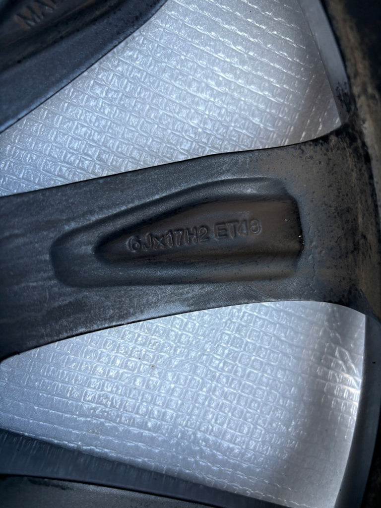 1x Alufelge 17 Zoll 6.0" 5x112 48ET Glanz Silber 5E0601025N Skoda Octavia Iii FEL1783336601hk