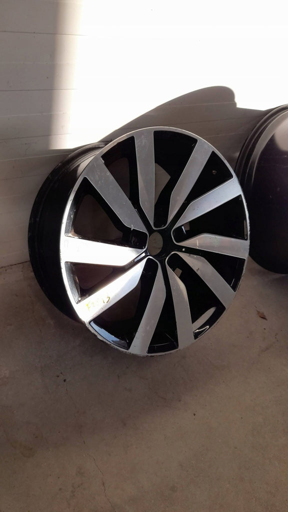1x Alufelge 18 Zoll 5x112 7N0601025P VW Sharan Rim Wheel FEL8531322000gy